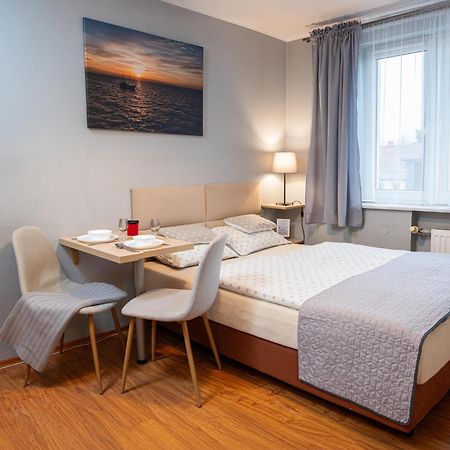 Władysławowo Cetniewo Pokoje I Apartamenty מראה חיצוני תמונה
