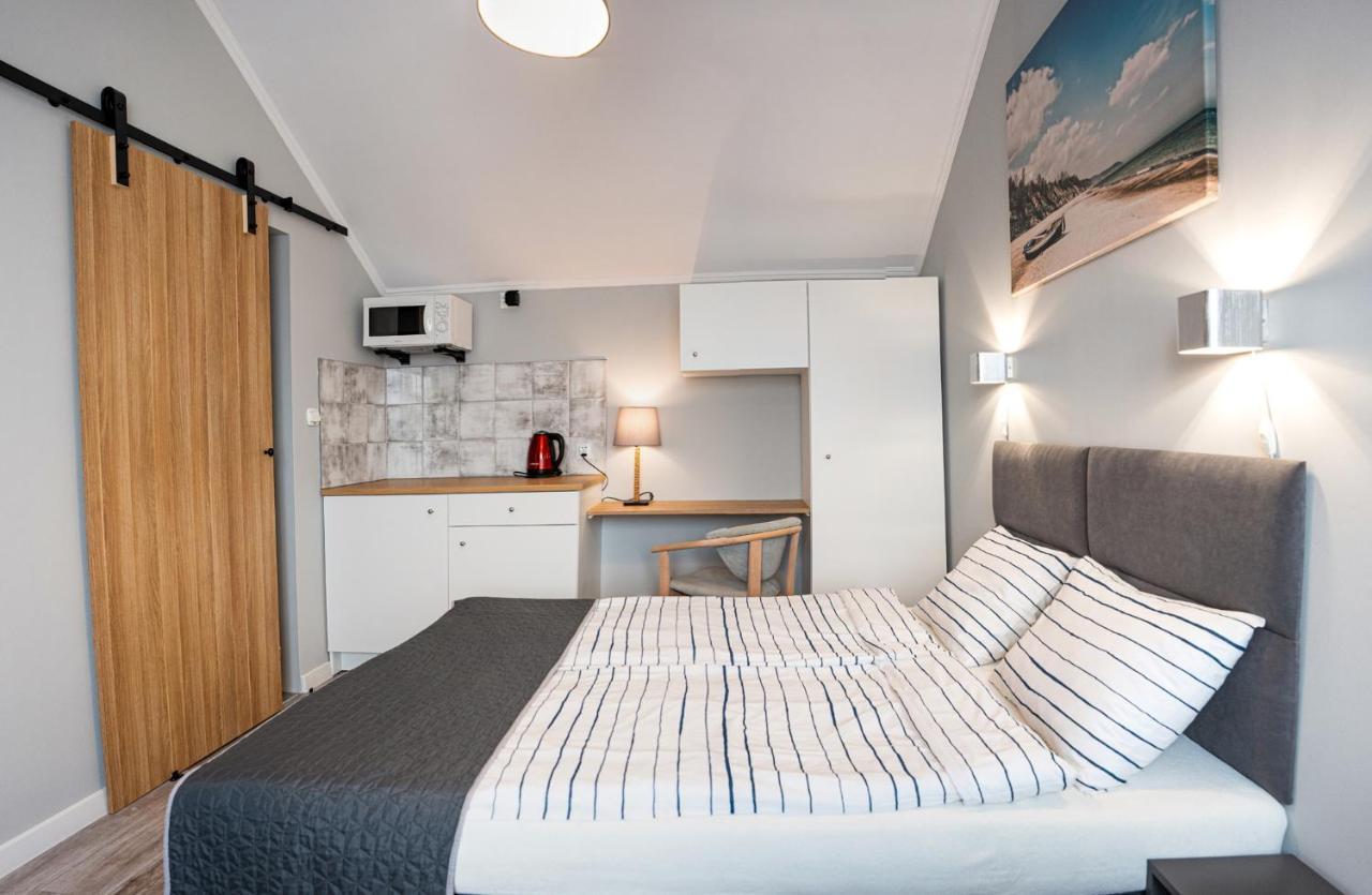 Władysławowo Cetniewo Pokoje I Apartamenty מראה חיצוני תמונה